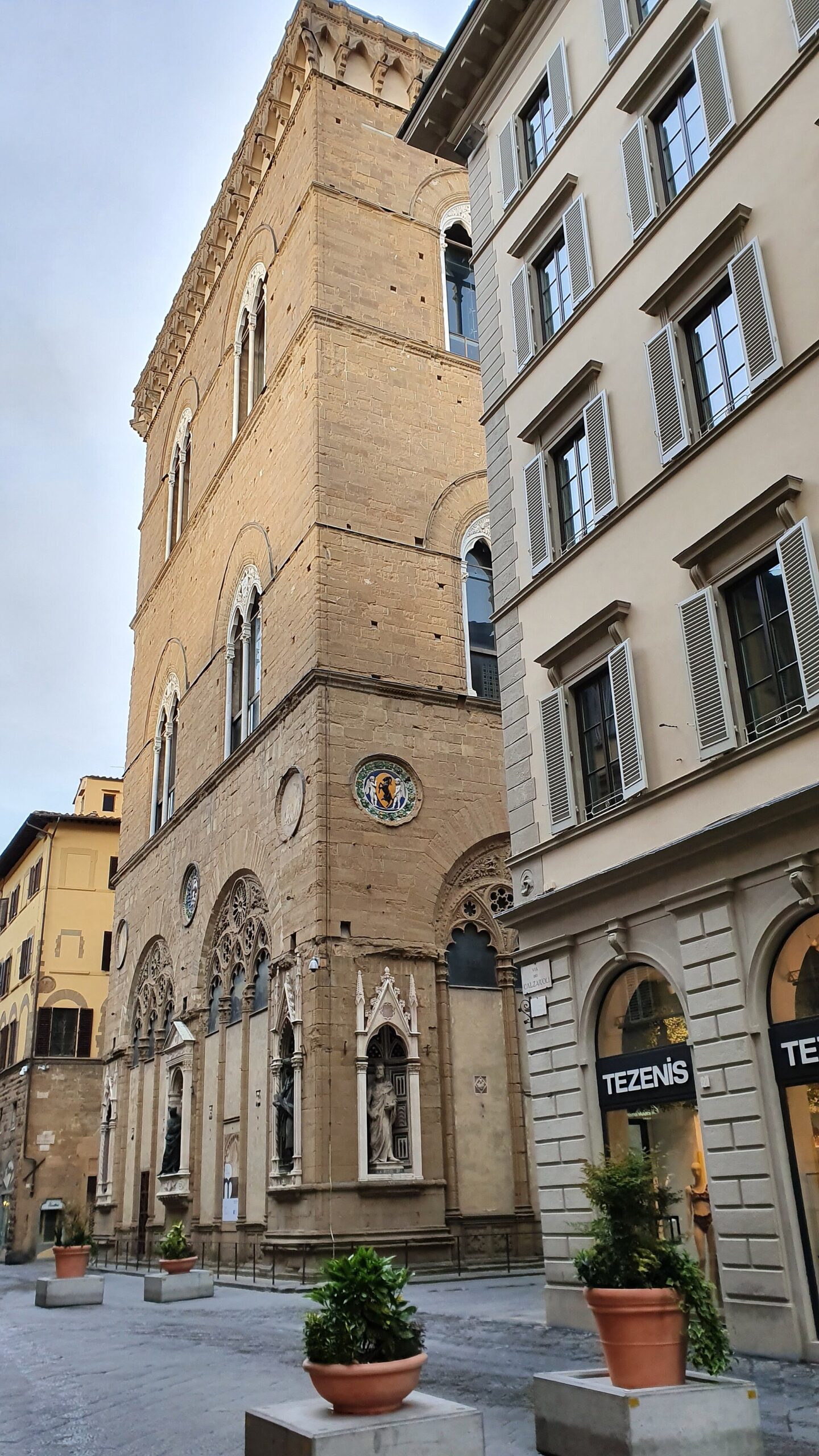 オルサンミケーレ外壁（現在の像は複製）